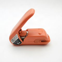 無釘的釘書機 Stapler without staples